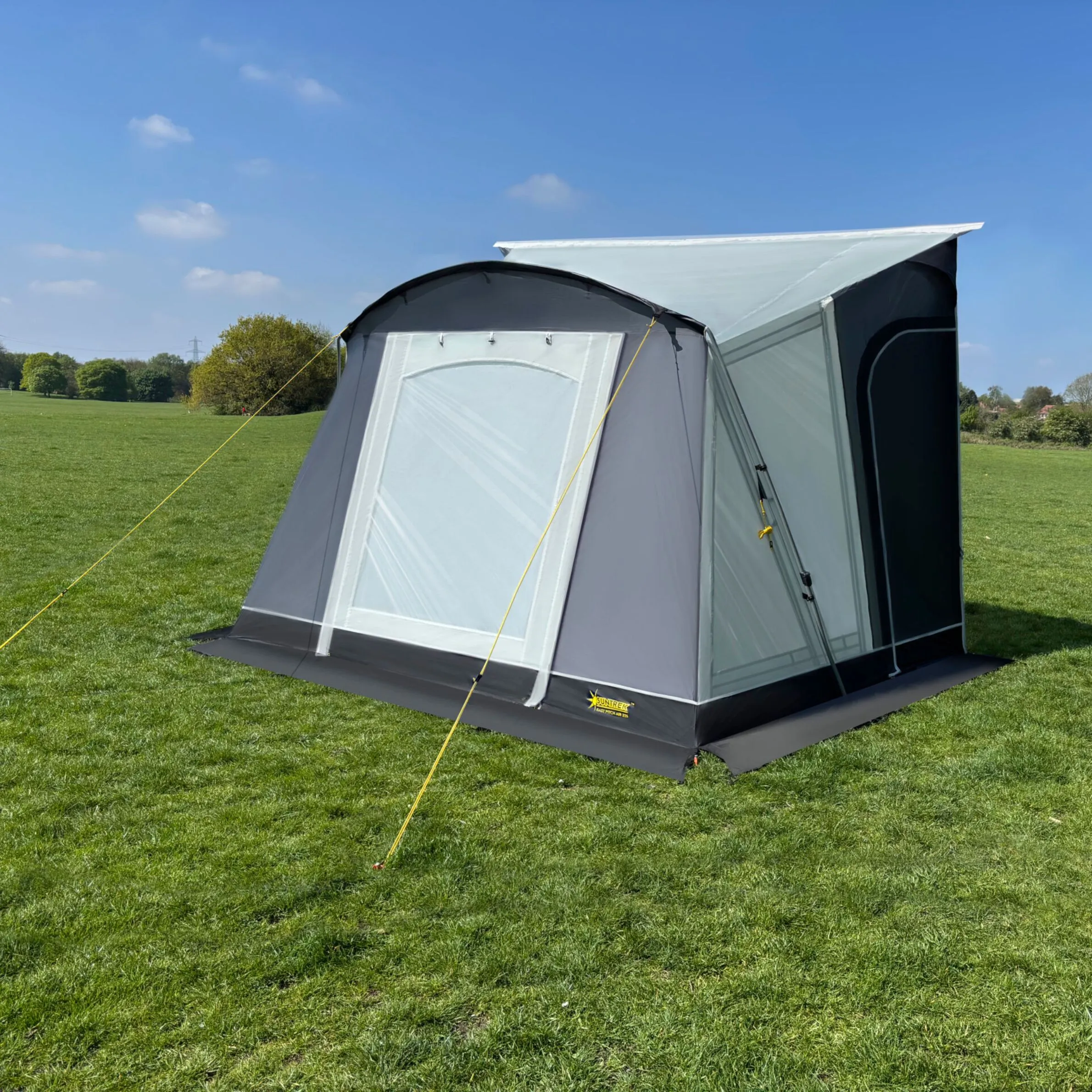 The Easy Pitch Hybrid Pole awning is a fantastic choice for traditionalists who want a modern, lightweight upgrade from the heavy, cumbersome awnings of old.